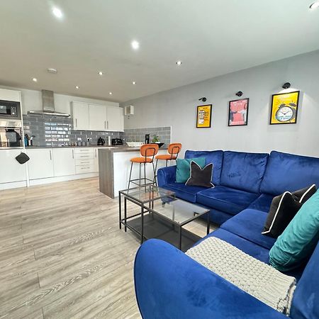 Rnm - Business Professionals Stay, Walsall City Centre, 2 Bedroom With Ensuite And Bathroom, Entire Place, Kitchen & Washroom With Amenities, Smart Tv, Easy Access, Fast Wifi, Parking Nearby, Great Transport Links Γουόλσολ Εξωτερικό φωτογραφία